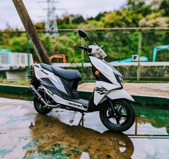 Panduan Merawat Suzuki Avenis 125: Pertahankan Performa Optimal dan Tampilan Elegan