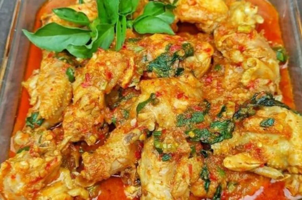 Resep Ayam Rica-Rica Plecing Kemangi yang Menggugah Selera