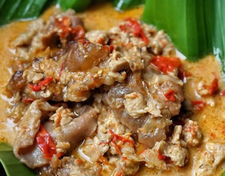 Lezatnya Kuliner Gudeg Koyor Sukini Salatiga, Rasanya Bikin Tambah Terus!