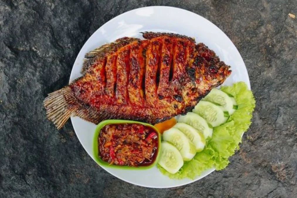 Resep Bumbu Marinasi Ikan Bakar yang Lezat dan Menggoda, Rahasianya Ada di Bawang Putih dan Jahe