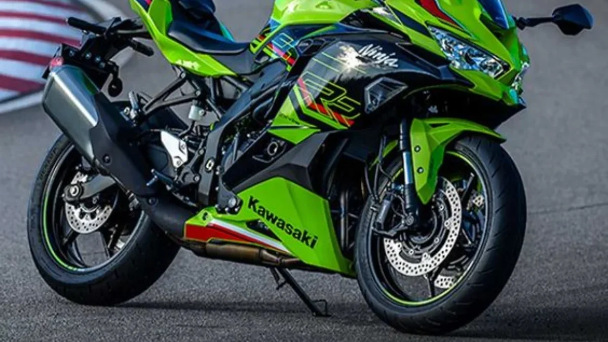 Kawasaki NINJA ZX-4RR