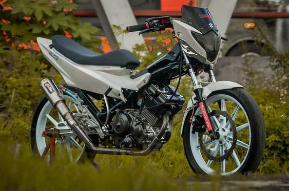 Mengenal Lebih Dekat Kelebihan Suzuki Satria F150: Motor Sport Penuh Prestasi