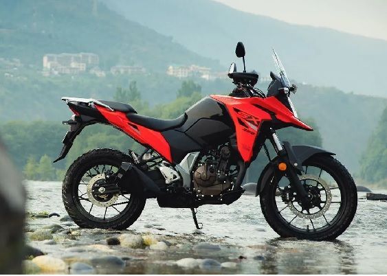 Ekspresikan Gaya Petualangan Anda dengan Varian Warna Suzuki V-Strom 250 SX