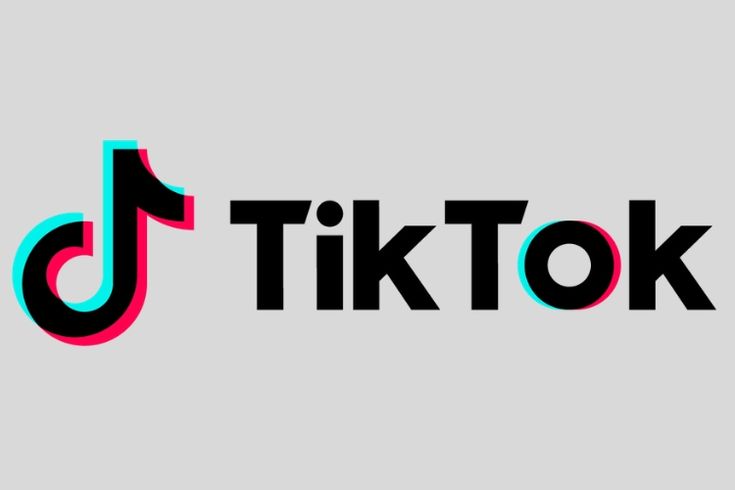 content creator di TikTok