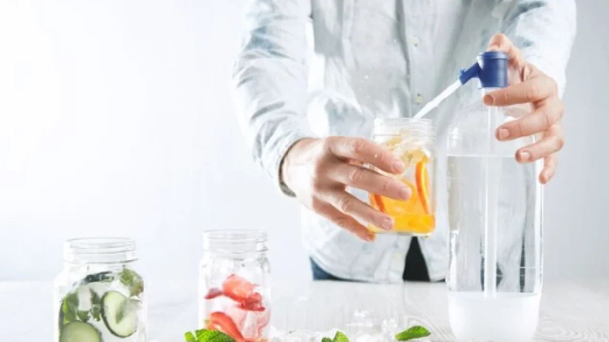 Cara Membuat Infused Water dengan Berbagai Rasa dan Manfaatnya