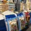 Kenaikan Harga Beras Berdampak pada Makanan di Warteg