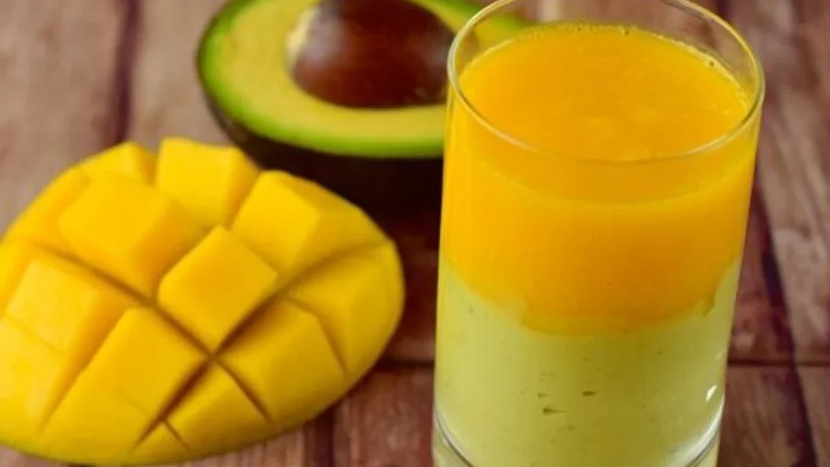 Smoothie Alpukat Mangga: Nutrisi Segar Penuh Vitamin untuk Berbuka Puasa