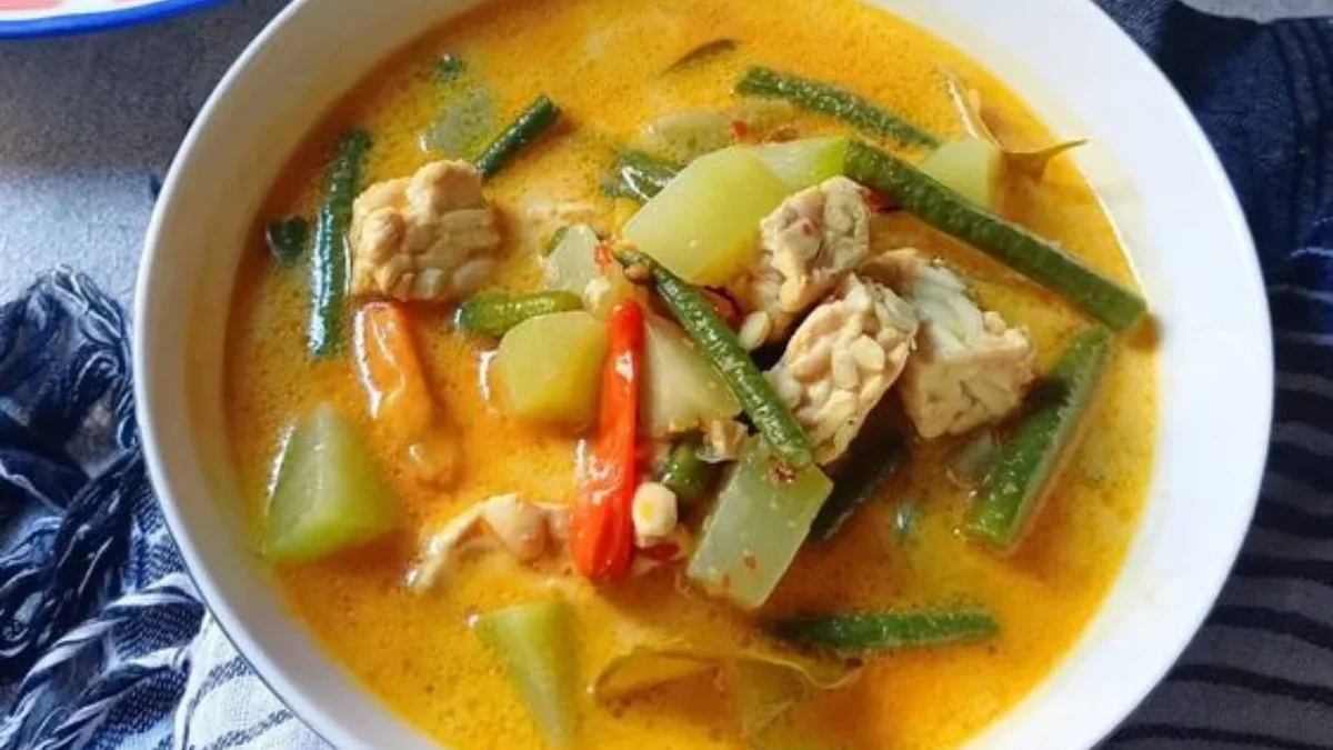 Resep Sayur Lodeh: Menu Simple dan Lezat Cocok untuk Buka Puasa Nanti!