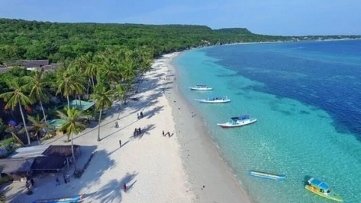 Menikmati Keindahan Laut dan Tebing di Heha Ocean View dan Rekomendasi 5 Wisata Pantai Sekitar Gunung Kidul