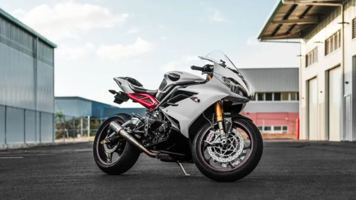 Triumph All-New Daytona 660