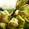 Mengapa Ketupat Identik dengan Lebaran? Simak Jawabannya Disini!