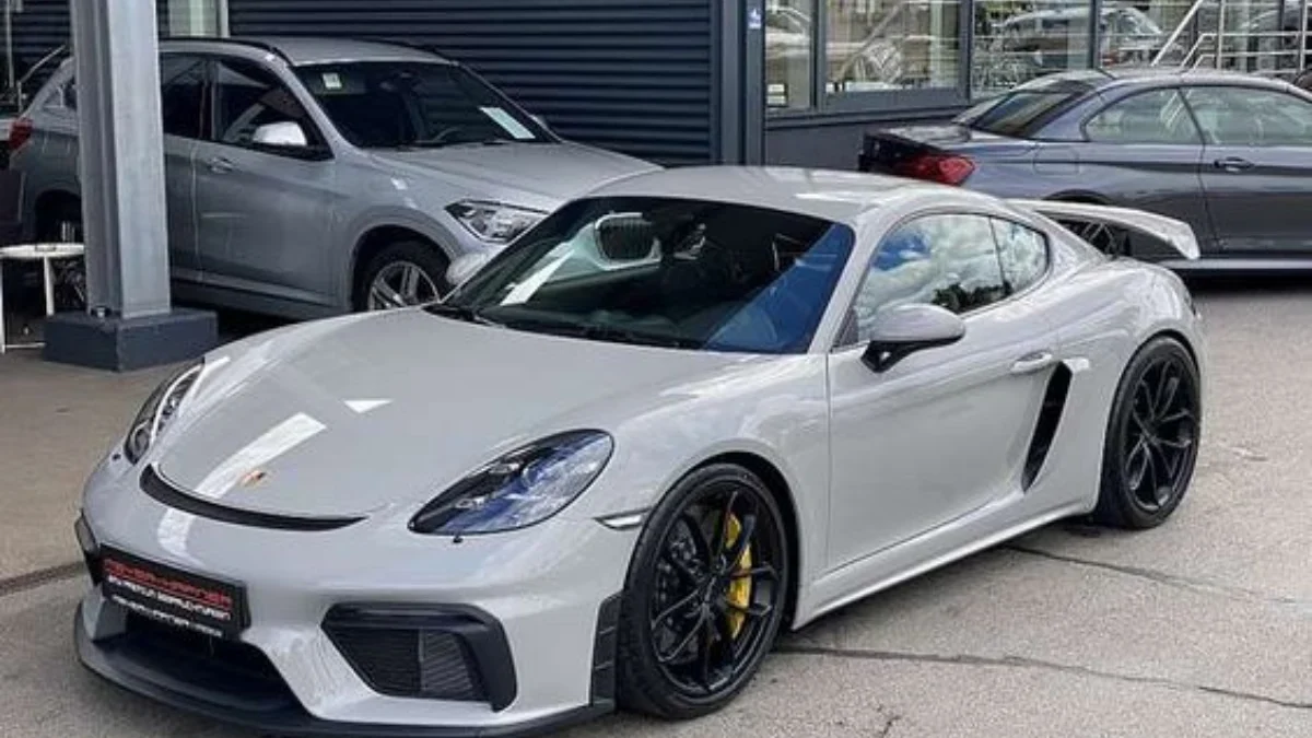 Porsche 718 Cayman