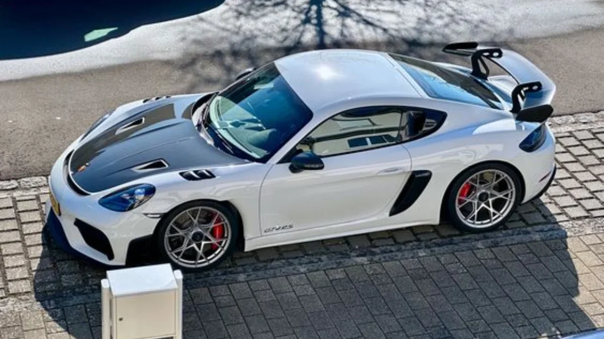 Porsche 718 Cayman