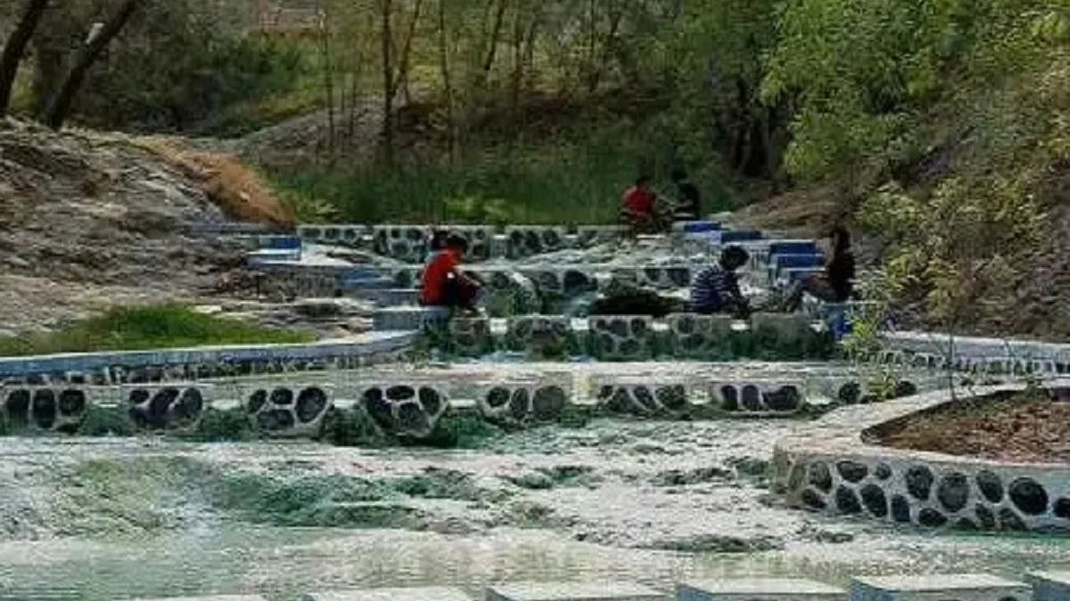 Banyu Panas Palimanan Awalnya Mengebor Air Bersih Namun Malah Menjadi Tempat Wisata