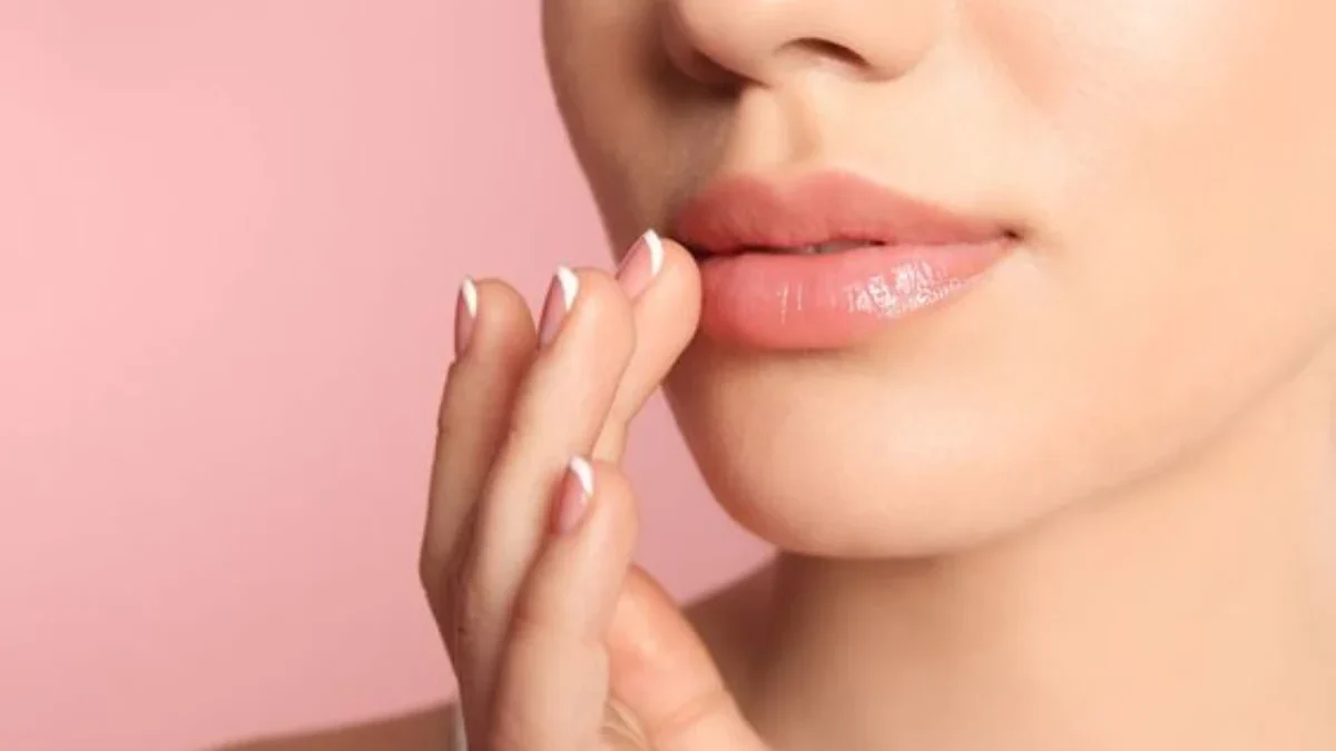 Bibir Pecah Belah? Gak Lagi! Rahasia Bibir Lembut dan Sehat dengan Lipcream Ini