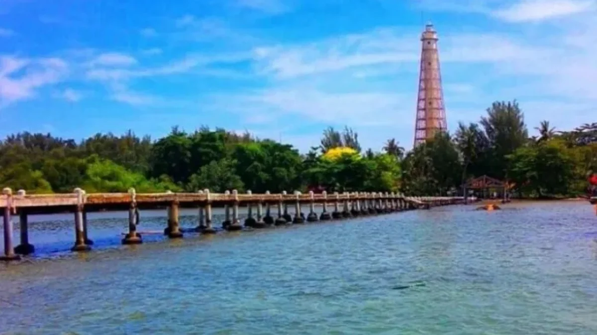 Destinasi Pulau Biawak, Wisata Bawah Laut Tersembunyi di Jawa Barat yang Jarang Diketahui!