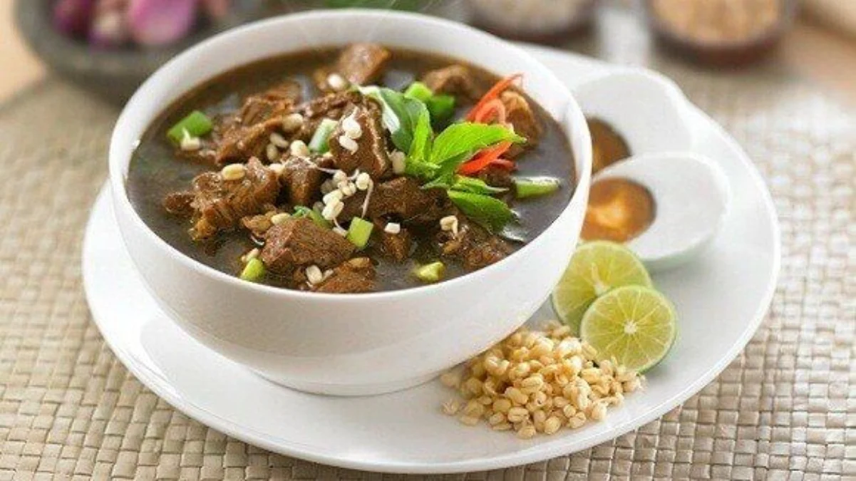 Resep Rawon Ayam yang Lezat dan Mudah untuk Disajikan di Rumah