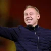 Steve Cooper Resmi Dipinang Leicester City, Graham Potter Gigit Jari