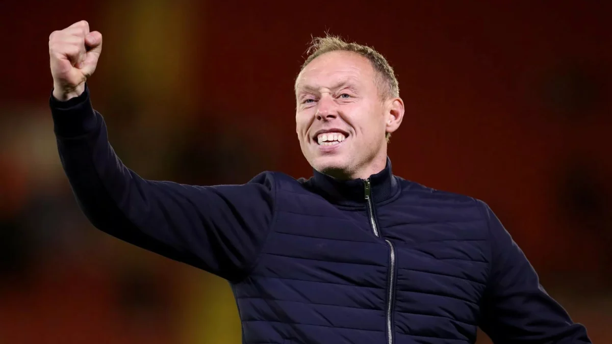 Steve Cooper Resmi Dipinang Leicester City, Graham Potter Gigit Jari