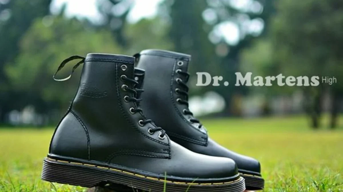 Lebih dari Sekedar Sepatu: Mengungkap Sejarah dan Asal Usul Sepatu Docmart yang Unik