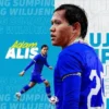 Mantan Gelandang Timnas Indonesia Adam Alis Resmi Bergabung Ke Persib Bandung 