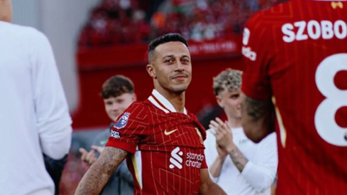 Thiago Alcantara Pemain Liverpool Resmi Pensiun di Usia 44 Tahun