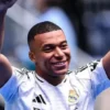 Mbappe Tidak Sabar untuk Debut dengan Real Madrid, Tapi Kendala Masalah Operasi Hidung