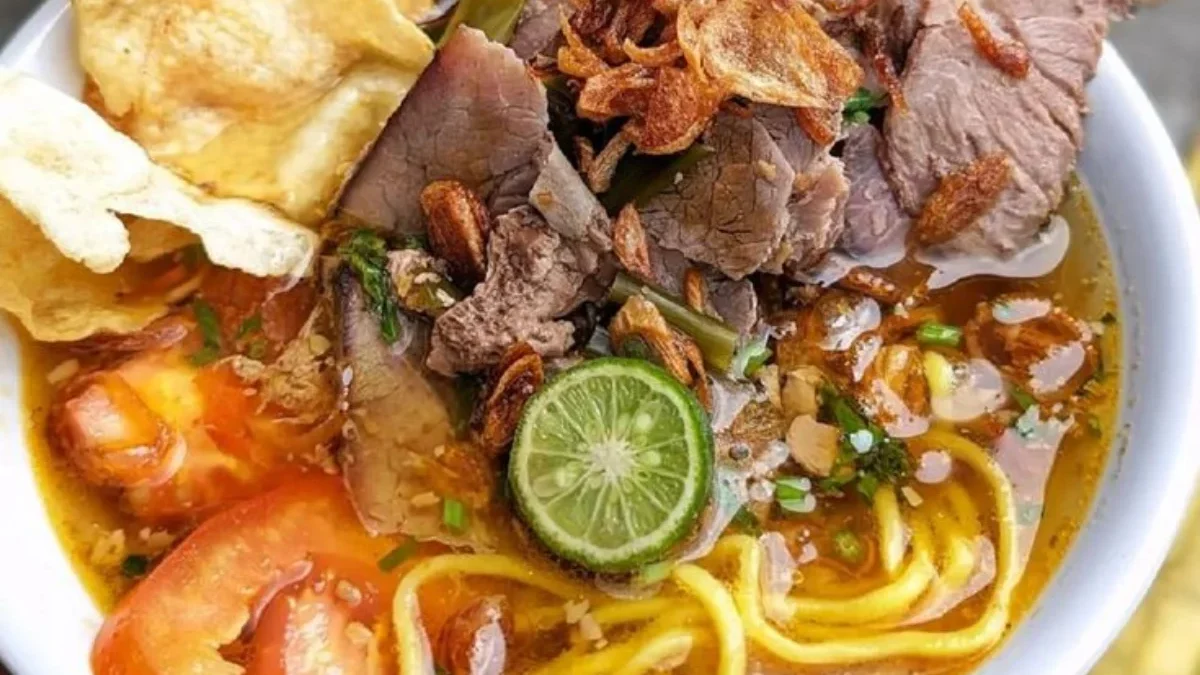 Resep Soto Mie Bogor Bening yang Lezat dan Bisa Anda Bikin Sendiri di Rumah