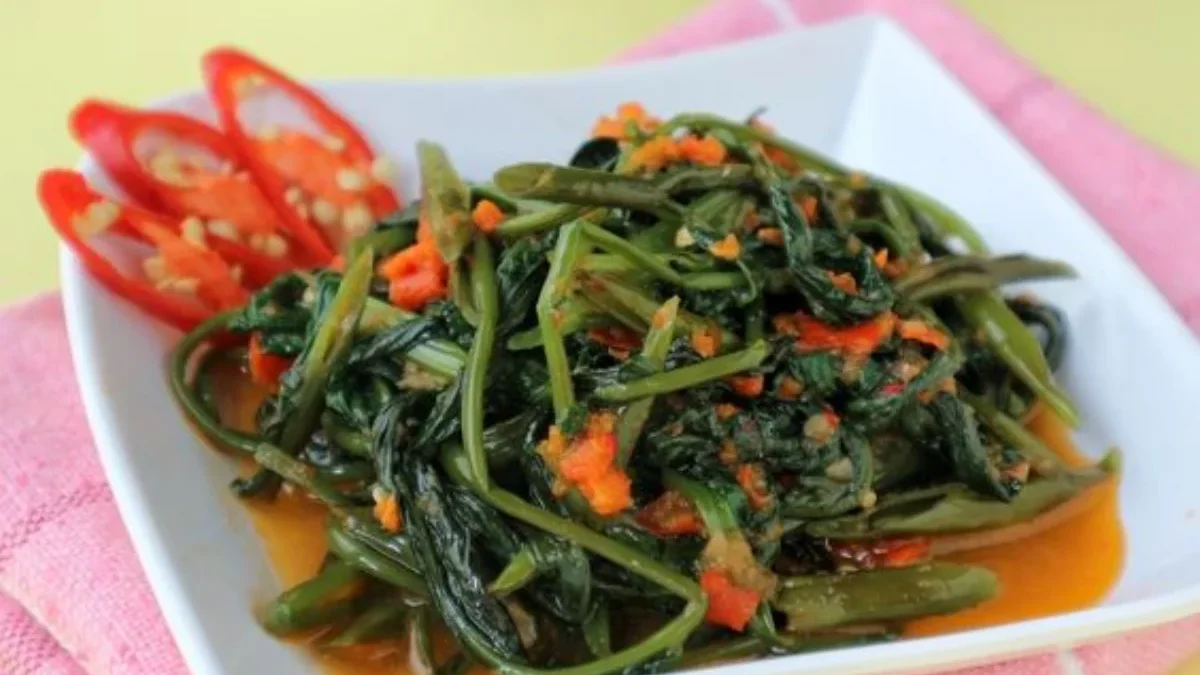 Resep Tumis Kangkung Belacan yang Sederhana dan Lezat, Keluarga Pasti Suka!