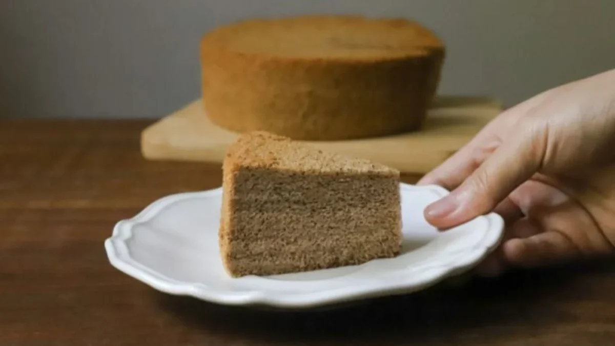 Resep Kue Bolu Moka Panggang 4 Telur, Rasanya Lembut Bikin Menggoda Selera 