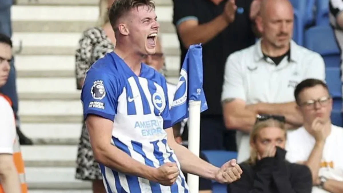 Manchester United Siap Meminang Evan Ferguson Striker Muda Dari Brighton