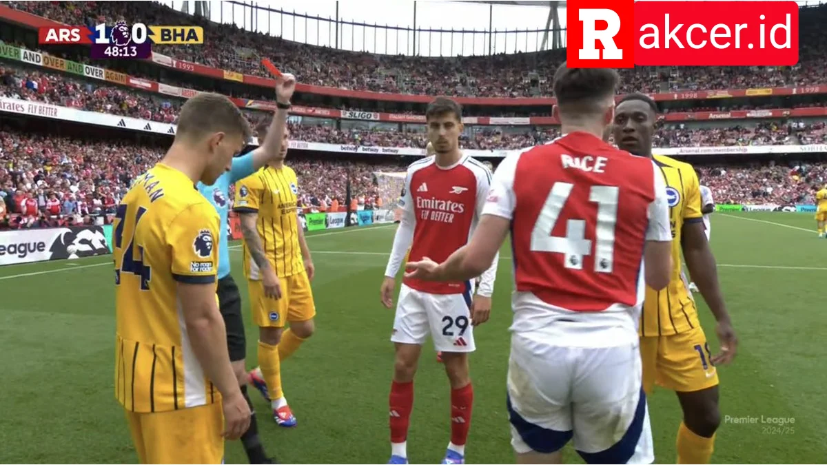 Momen Declan Rice Diberi Kartu Merah oleh Wasit Arsenal vs Brighton & Hove Albion F.C