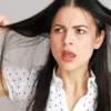 10 Cara Alami Atasi Rambut Lepek, Dijamin Rambut Jadi Sehat!