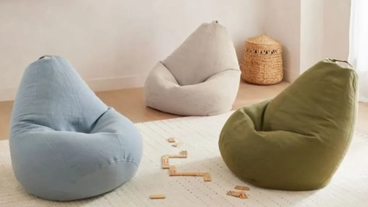 7 Ide Desain Bean Bag untuk Dekorasi Ruang Tamu yang Nyaman dan Unik