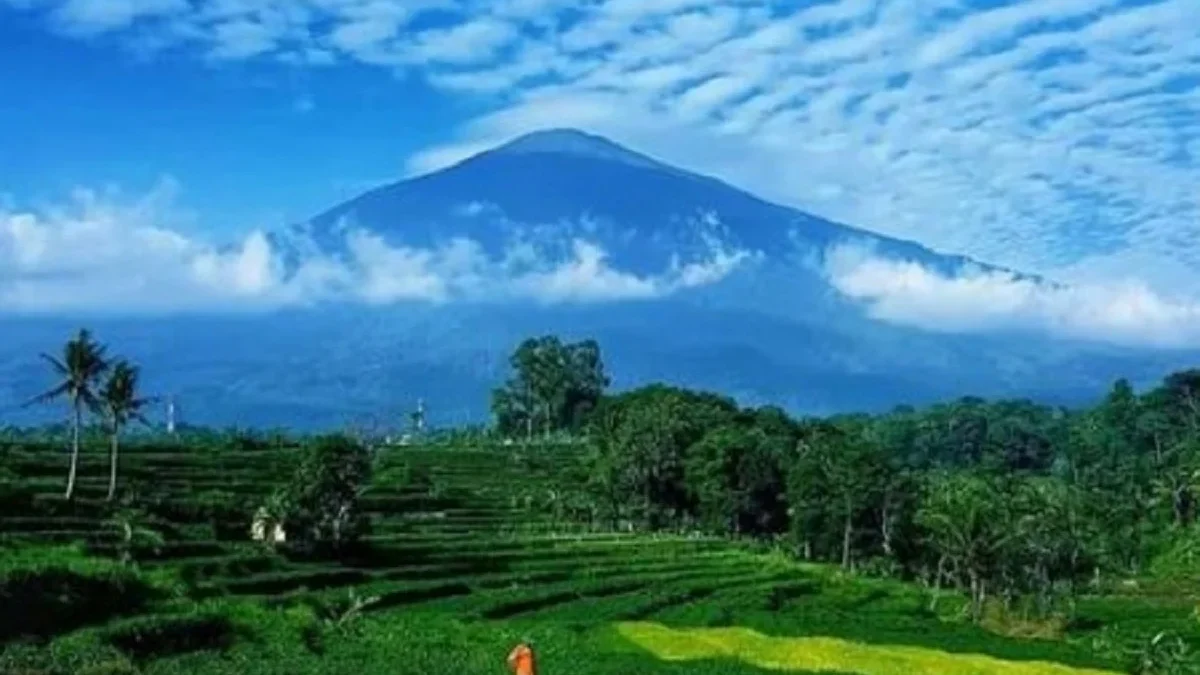 Memiliki Banyak Sekali Misteri, Inilah 6 Misteri Gunung Ciremai Dibalik Keindahan Alamnya yang Memanjakan Mata