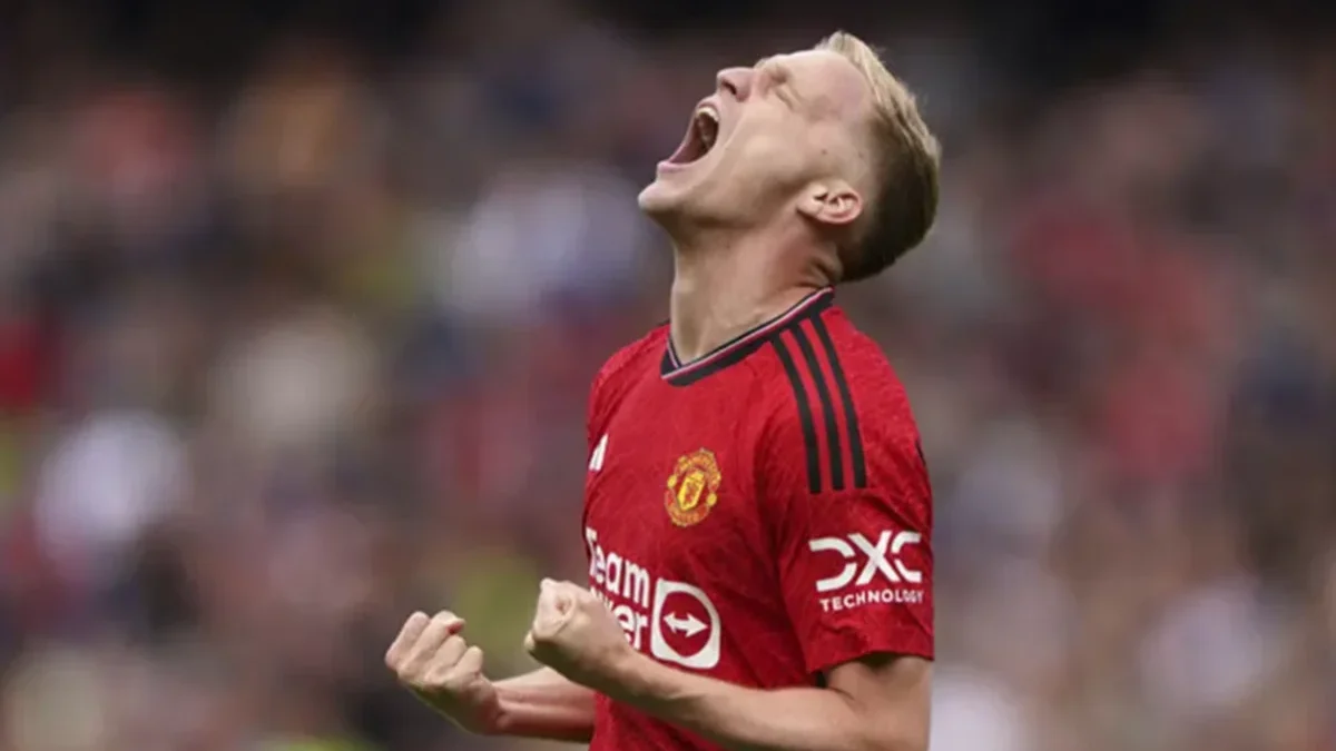 Gagal Total di Manchester United, Van de Beek Tak Menyesal!