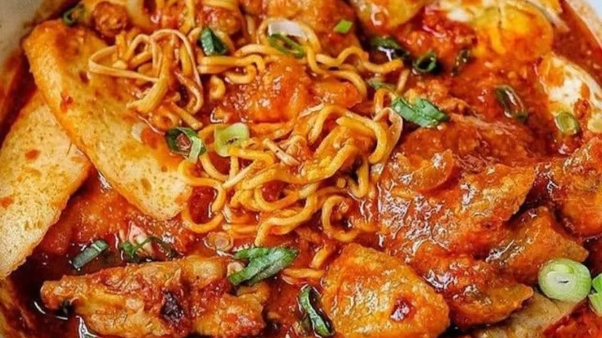 5 Jenis Makanan yang Harus Dihindari oleh Penderita Asam Lambung