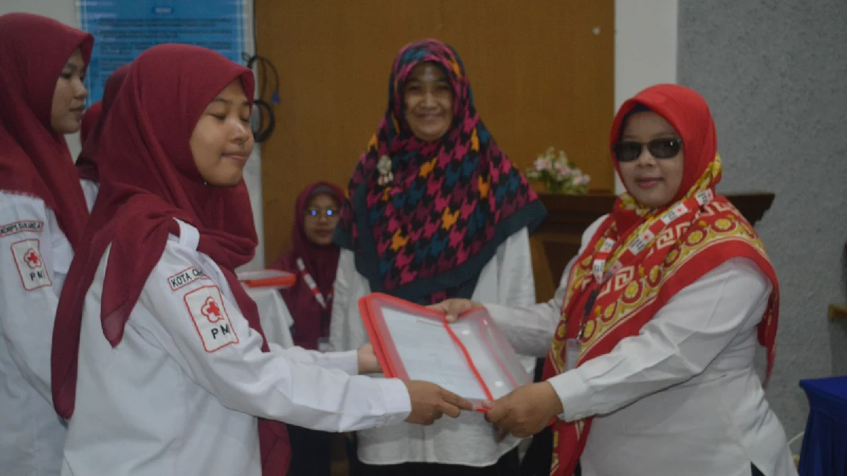 PMI Kota Cirebon Lantik Pengurus KSR Unit Kampus Institut Mahardika Secara Langsung