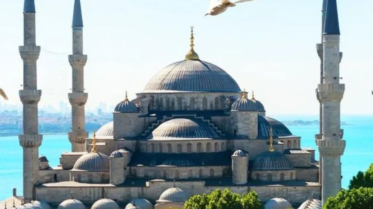 7 Situs Sejarah di Istanbul yang Harus Anda Kunjungi saat Liburan Nanti