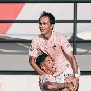 5 Pemain Paling Tua yang Bermain di Liga 1 Indonesia Musim 2024/2025