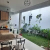 Inspirasi Desain Dapur Semi Outdoor Aesthetic ala Korea yang Bikin Betah Masak di Rumah