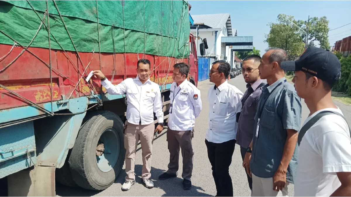 Kotak dan Bilik Suara untuk Pilkada 2024 Telah Tiba di Gudang Logistik KPU Kota Cirebon