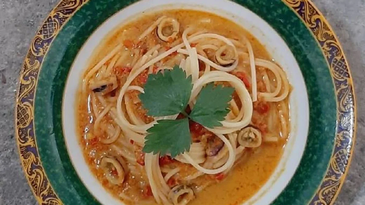 4 Tips Membuat Laksa Pasta Super Lezat, Bikin Ketagihan Bisa Kamu Coba di Rumah 