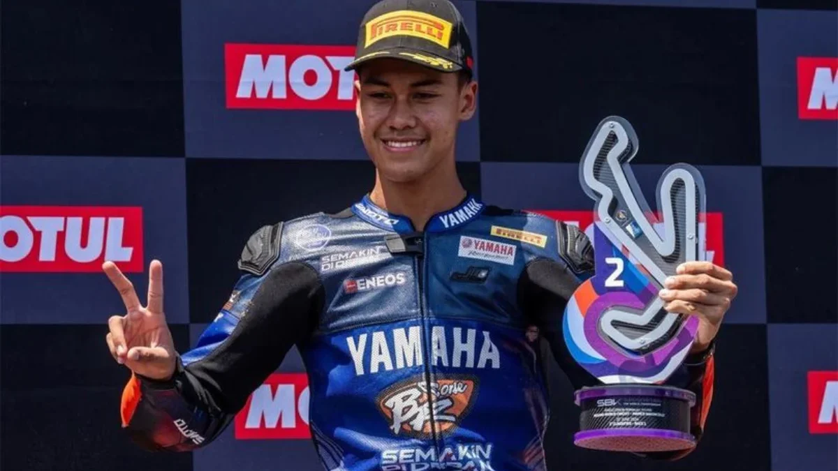 Profil Adi Satya Mahendra Pembalap Muda Berbakat Asal Indonesia yang Menjuarai Dunia di WorldSSP300 2024