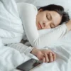 Tak Lagi Gelisah! 7 Cara Mengembalikan Ketenteraman Tidur di Malam Hari