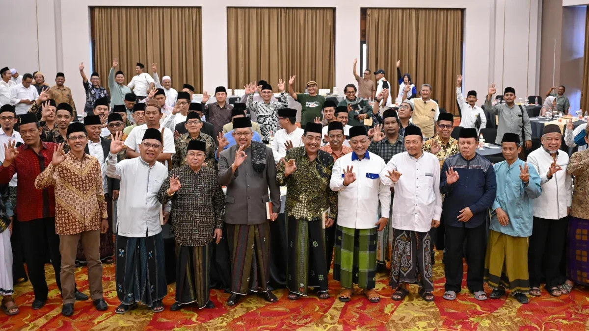 Jamaah Syaikhuna Kiai Jabar Berikan Mandat Dukungan untuk Pasangan ASIH