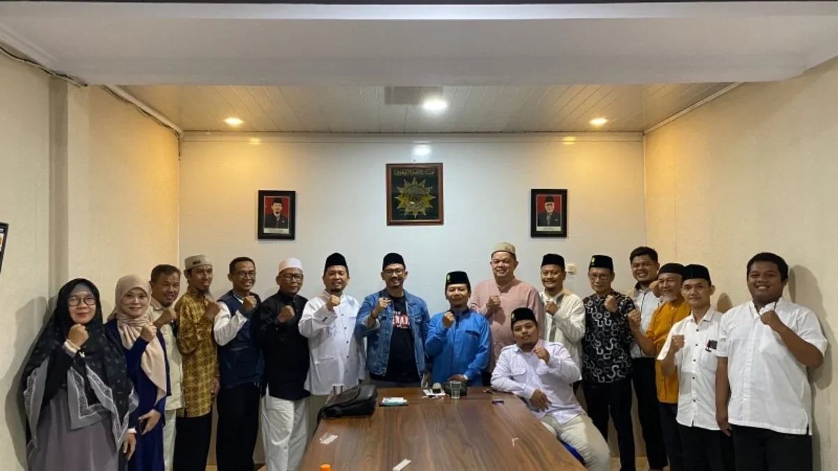 Calon Walikota Cirebon nomor urut 01 H Dani Mardani MH Silaturahim ke PD Persis Kota Cirebon