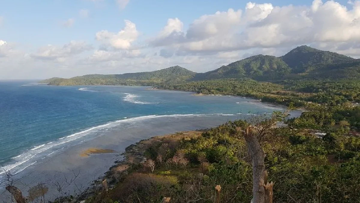 Tidak Perlu Jauh ke Luar Negeri Cukup Disini Saja, 5 Tempat Wisata Indah di Pulau Bawean Gresik