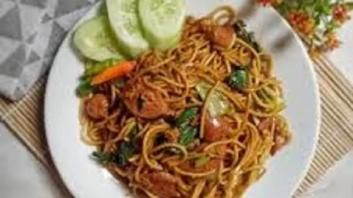 Ternyata Membuatnya Sangat Mudah Sekali Membuatnya, Cara Membuat Mie Goreng Seafood Ala Solaria