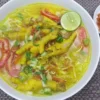 Seruputan Kuahnya Menghangatkan, Resep Soto Ayam Ceker yang Sangat Enak 